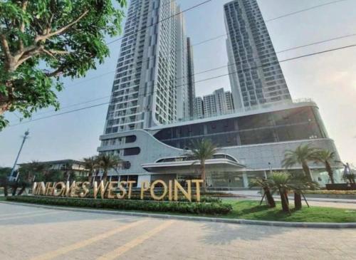 Skynest Vinhomes West Point Apartment 
