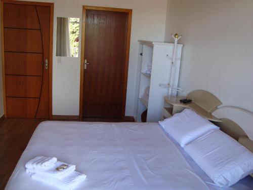 Standard Double Room image 8