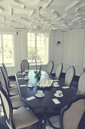 Banquet hall, Culver Hotel in Culver City