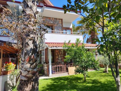 Jasmin Apart - image 2