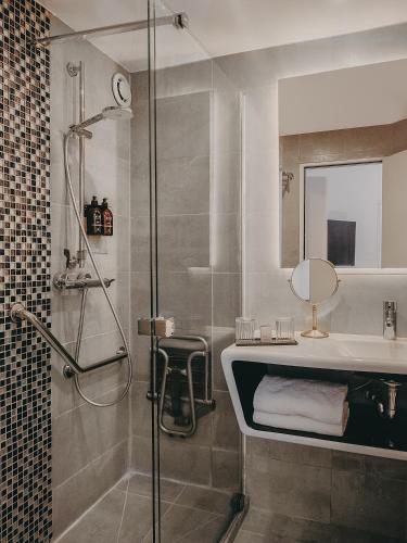 Two Adjacent Rooms image 6