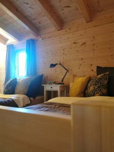 Stuga Mortbacken in Hajom