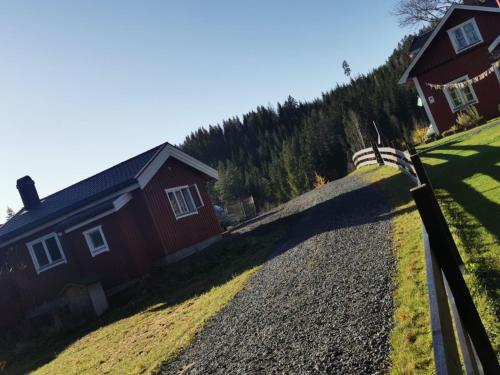 Stuga Mortbacken in Hajom