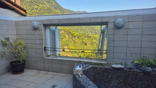 المنطقة المحيطة, Mi Jing Garden Spring Resort in Wulai District