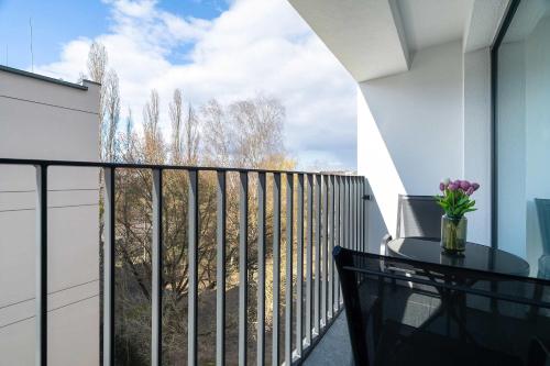Comfortable Apartment with Air Conditioning by Renters Prestige - image 4