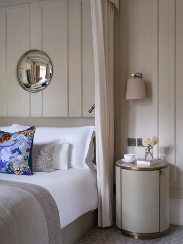 Kimpton Fitzroy London by IHG