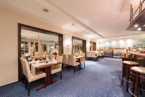 Restaurant, Hotel Boddenhus Garni in Zingst