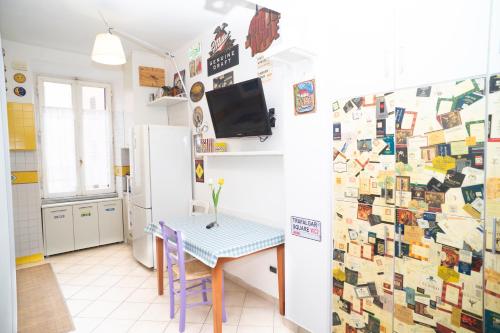 Retro apartment near Tiburtina and Metro B, Roma (foto 8)