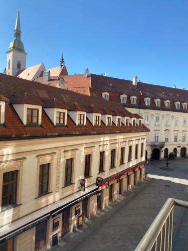 Audrey Hepburn Apartment Cathedral View TOP Location Air Conditioned, Bratislava (fotografie 3)