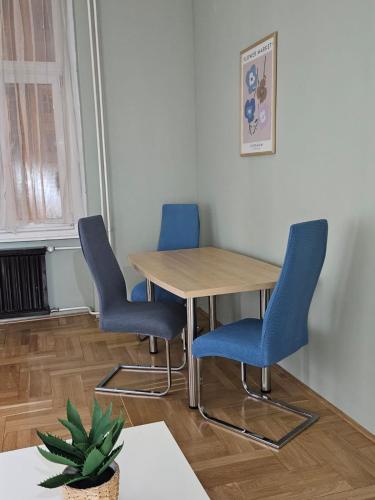 Beautiful Rooms on the Joseph Boulevard 2