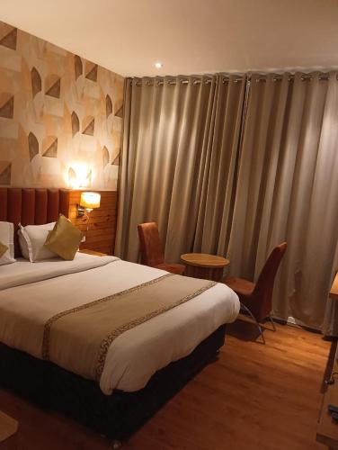 Dechen and palmo – Gangtok, OK