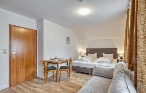 Lovely Apartment In Bischofsheim Lovely Apartment In Bischofsheim