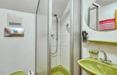 Lovely Apartment In Bischofsheim Lovely Apartment In Bischofsheim