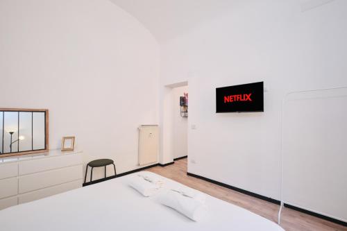 Termini Station 5 minutes - Free Wi-Fi & Netflix, Рим (фото 6)
