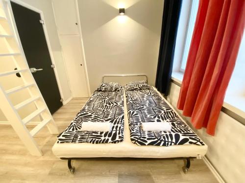 Modern and compact, Kamppi, Helsinki (photo 6)