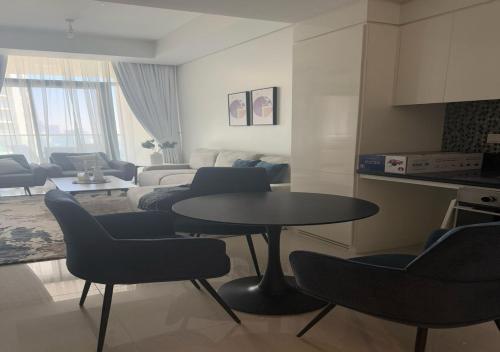 Aykon city 2BHK beach city view, Dubai (foto 9)