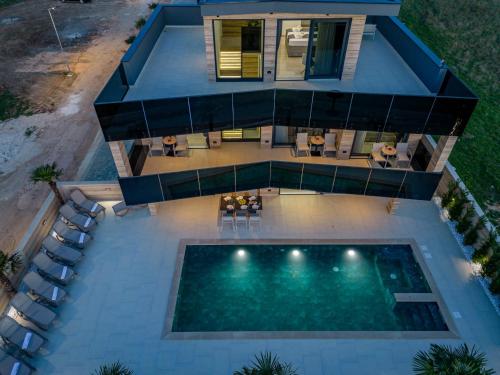 Villa with Private Pool image 2