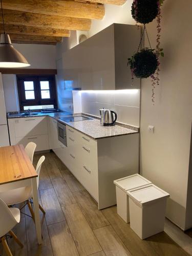 Three-Bedroom Apartment image 4