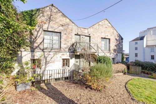 JOIVY Secluded Brewery Apartment - image 9