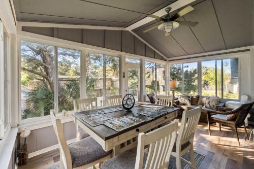 Lighthouse Loft l Marshfront l Walk to Downtown in Anastasia