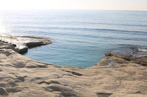 Seafront Studio Apartment in Marsascala