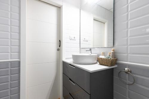 Three-Bedroom Holiday Home  image 10