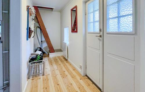 Viesnīcas āriene, 1 Bedroom Amazing Home In Ydre in Bruzaholm