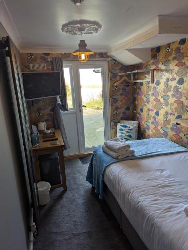 1 twin bed