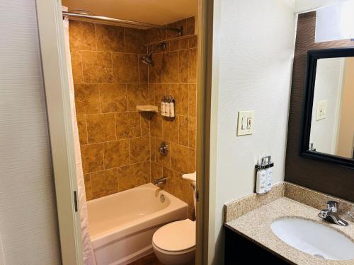Holiday Inn Express Philadelphia-Midtown by IHG - image 4