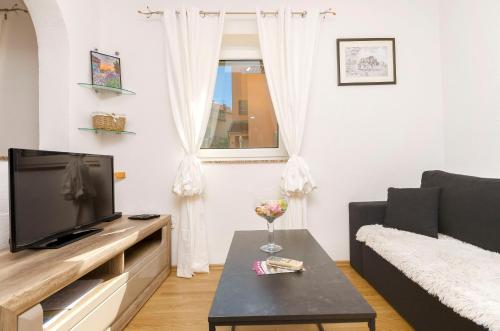 One-Bedroom Apartment with Terrace image 10