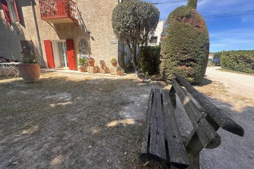 Gîte du Mas - Charmant Gîte provençal avec jardin commun Gîte du Mas - Charmant Gîte provençal avec jardin commun