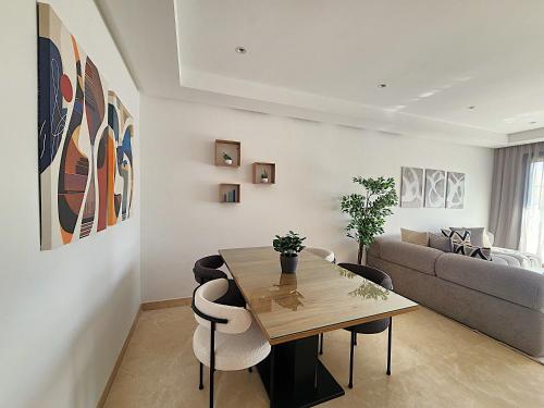 The 53 Gauthier by IB Signature - Stylish two-Bedroom flat - Wifi, Self Check-in, Day and Night Security, close to all facilities, Casablanca (fotografie 9)