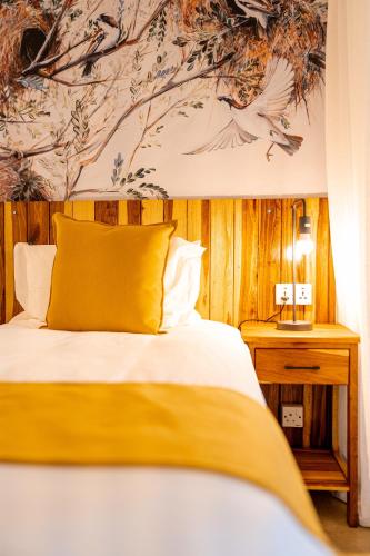 Double or Twin Room image 10