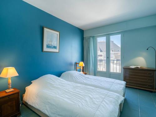 Appartement 3 pièces, 70m² à La Trinité-sur-Mer, vue port, parking inclus - FR-1-477-180 (Appartement 3 pieces, 70m² a La Trinite-sur-Mer, vue port, parking inclus - FR-1-477-180) in กีบรง