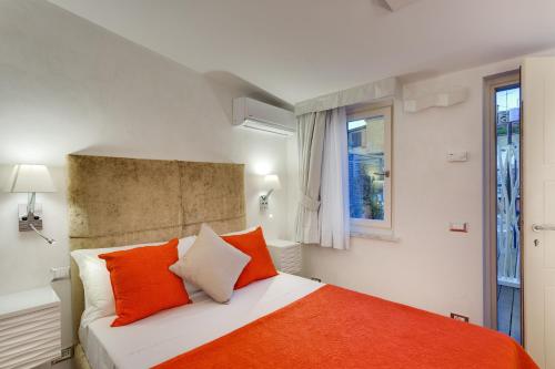 Shali Luxury Suite Spagna - image 2
