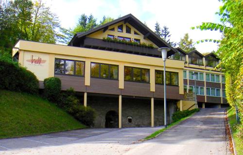 Hotel Holl - Schongau
