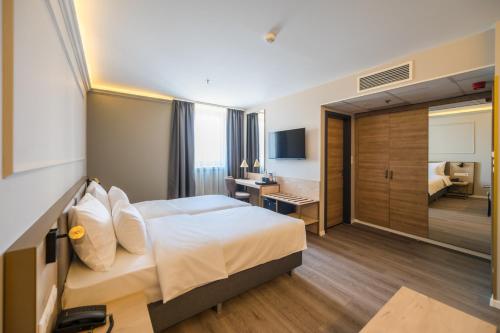 Expo Congress Hotel - image 3