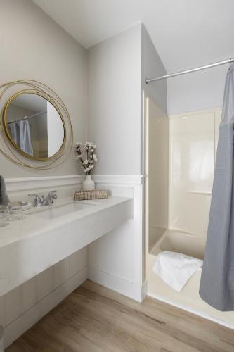 Deluxe Double Room with Two Double Beds