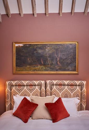 The Lion Inn - image 12