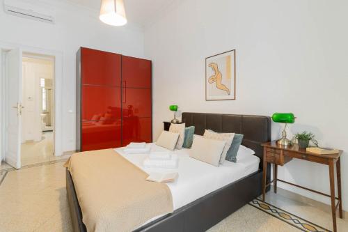 Luxury Spagna Apartments - image 4