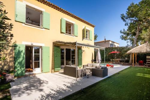Villa avec Piscine sur le Golf in Saint-Bauzille