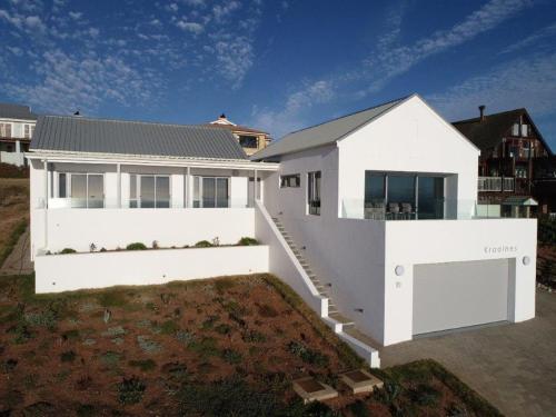 Kraaines Beach House in Boggomsbaai