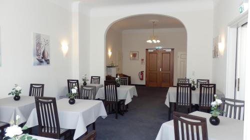 Hotel Bellevue - main image