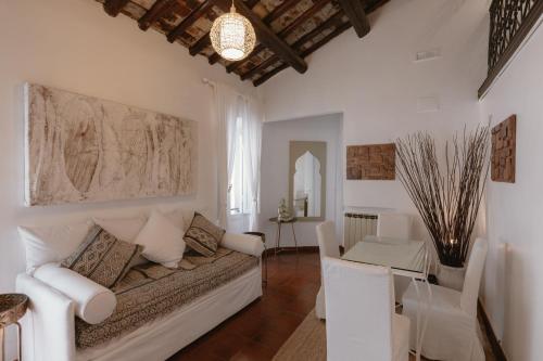 Piazza Navona Historic Luxury Apartment, Řím (fotografie 10)