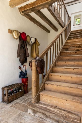 Pet friendly, spacious farmhouse on the Courtomer Estate, Normandy in Saint-Léonard-des-Parcs