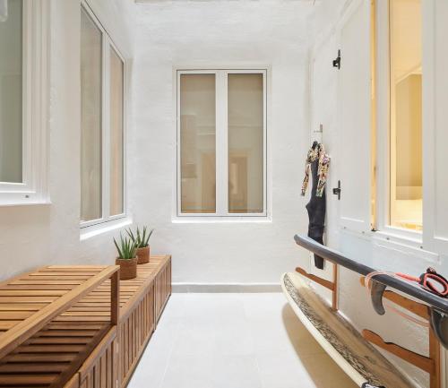 Three-Bedroom Apartment image 10