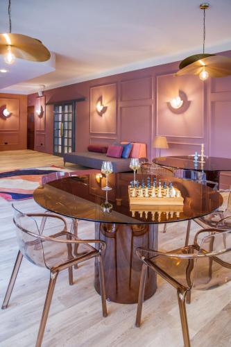 Bar/ Salón, Hotel Bristol in Alassio