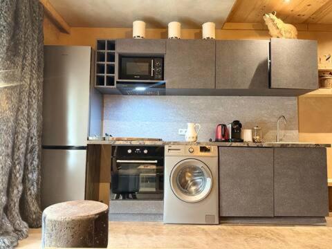 Micro-lodge, Lune Au Bois near Restaurant Le Petit Coq