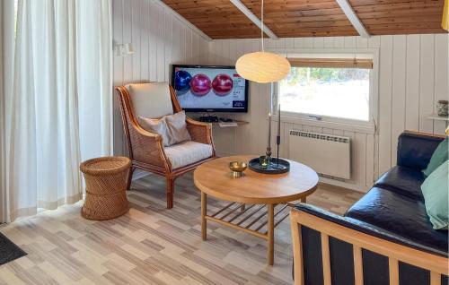 Holiday Home Plutovej in Skram