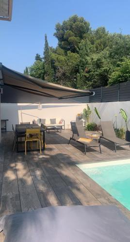 Villa avec piscine proche mer et colline - Location, gîte - Marseille